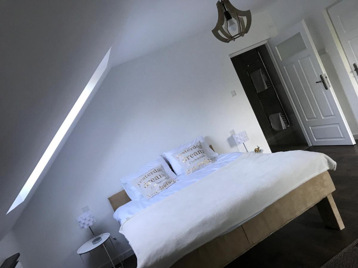 Happiness Country Retreat Villa Bubel Buitenkant foto